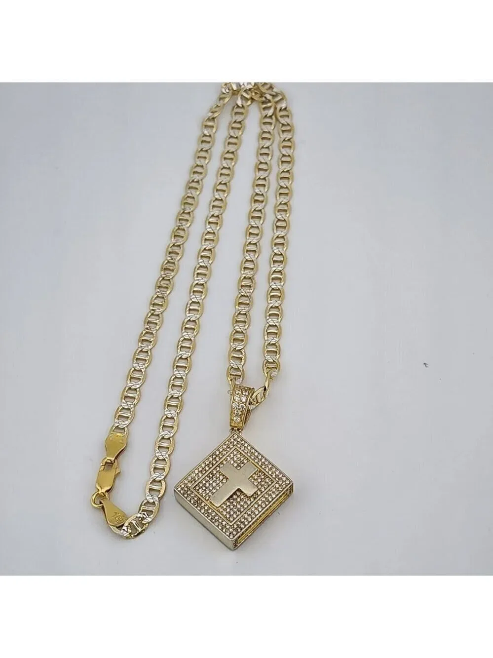 Brand New Sterling Silver 925 Cross Box Necklace